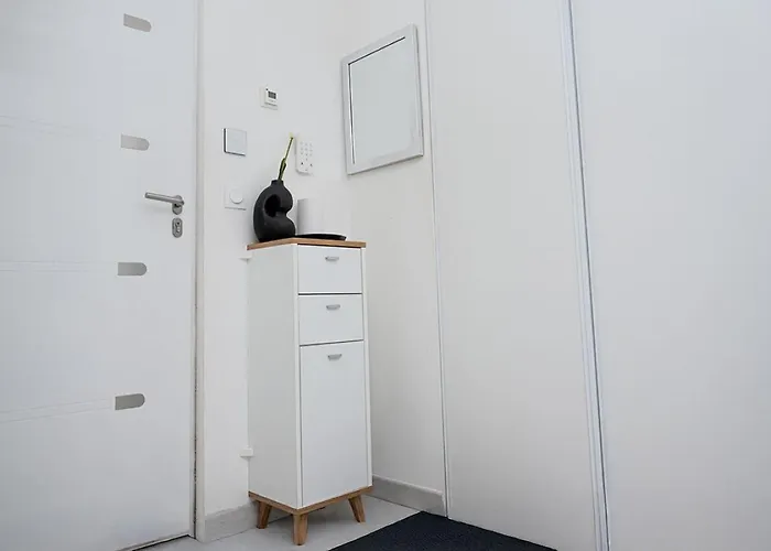 L'elegant Aux Portes De Geneve Apartment *